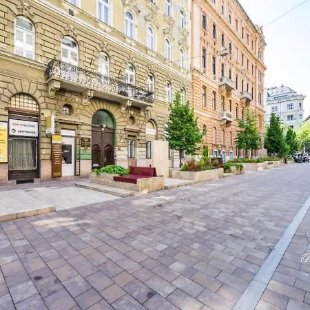 Vika Deluxe Central Budapest