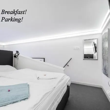 Vika Deluxe Central Apartment Budapest